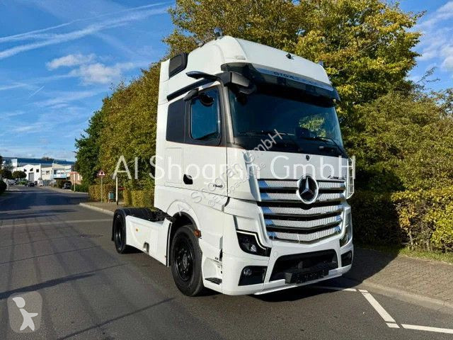 Nyergesvontató Mercedes 5/1848 GigaSpace/ Voll...