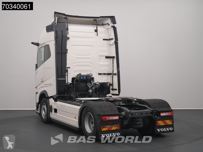 Tahač Volvo 700 FH 4X2 NEW! Retarder 2xTanks...