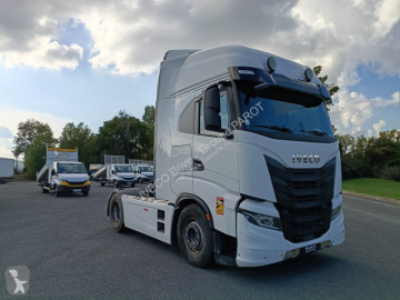 Tracteur Iveco