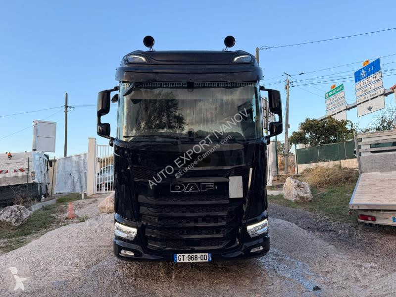 DAF 530 tractor unit