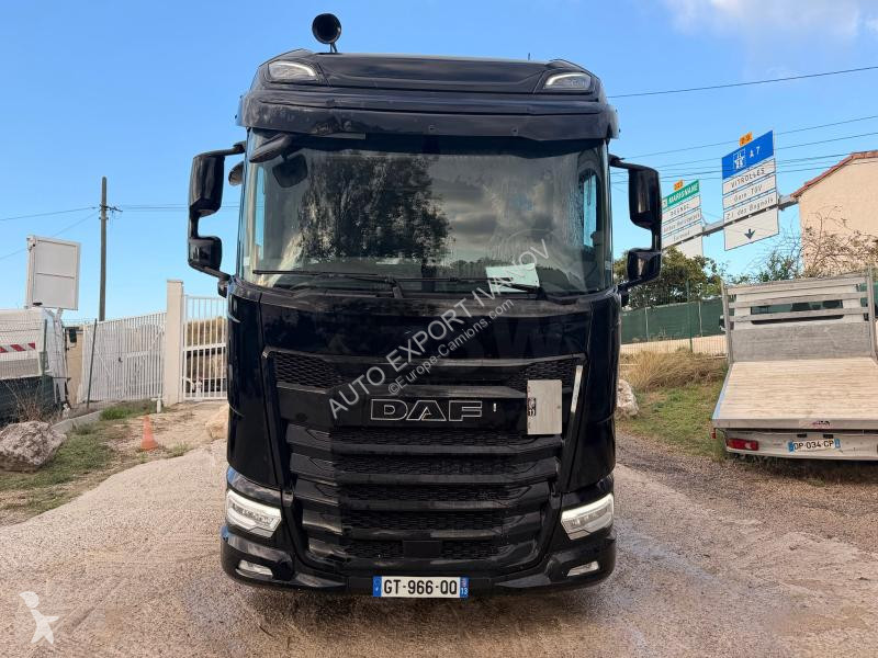 DAF 530 tractor unit