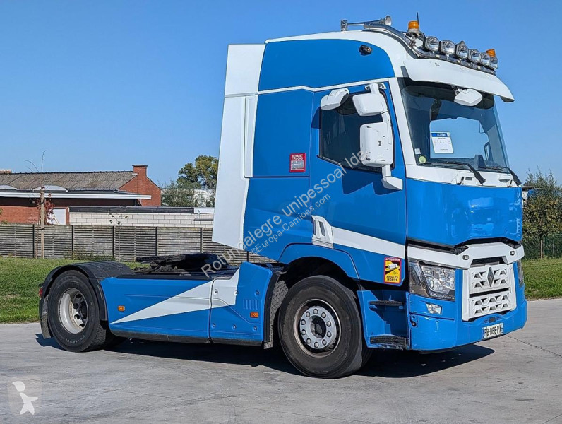 Renault  T520 tractor unit