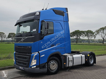 Volvo tractor unit