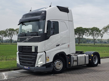 Volvo tractor unit