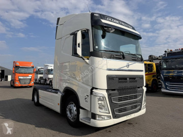 Volvo FH 500 Globetrotter Euro 6 tractor unit
