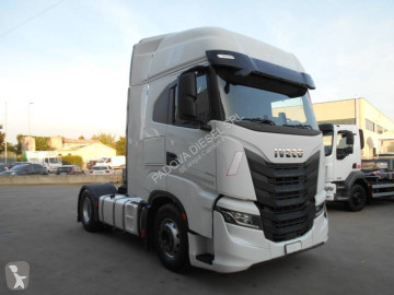 Iveco tractor unit
