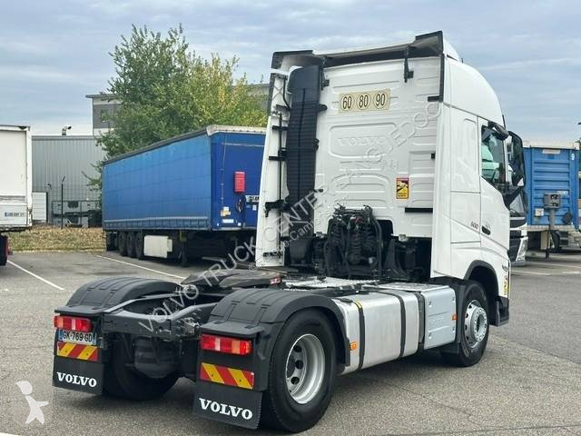 Tahač Volvo 500
