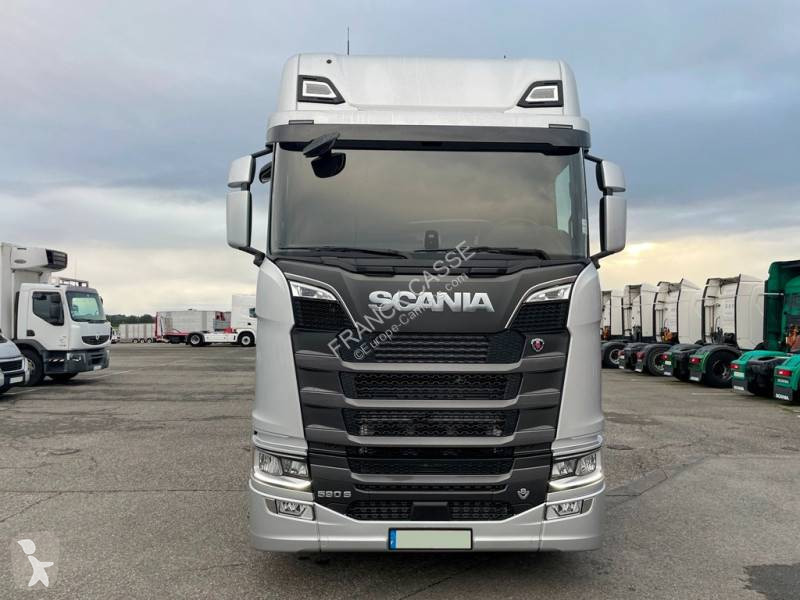 Scania 590 tractor unit