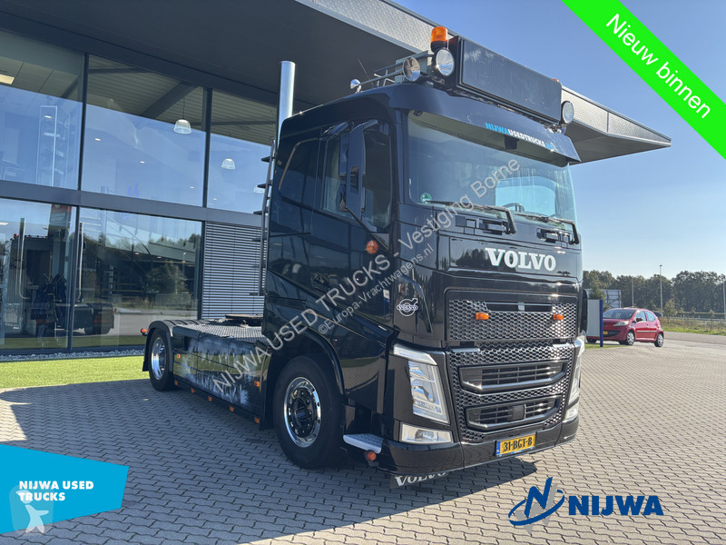 Volvo 460 4x2 Full air + Alcoa's tractor unit