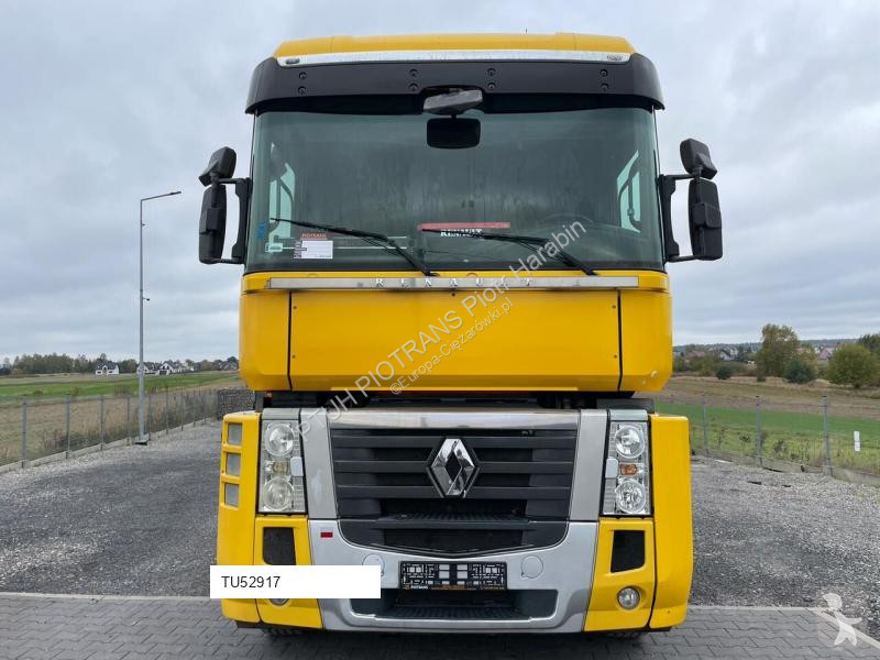 Cap tractor Renault 480