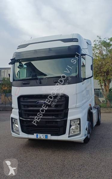 Ford 500 tractor unit