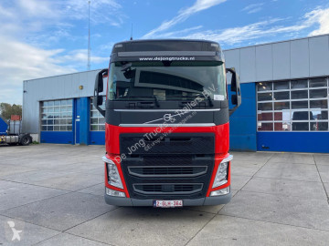 Volvo tractor unit