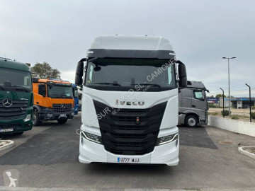 Iveco tractor unit