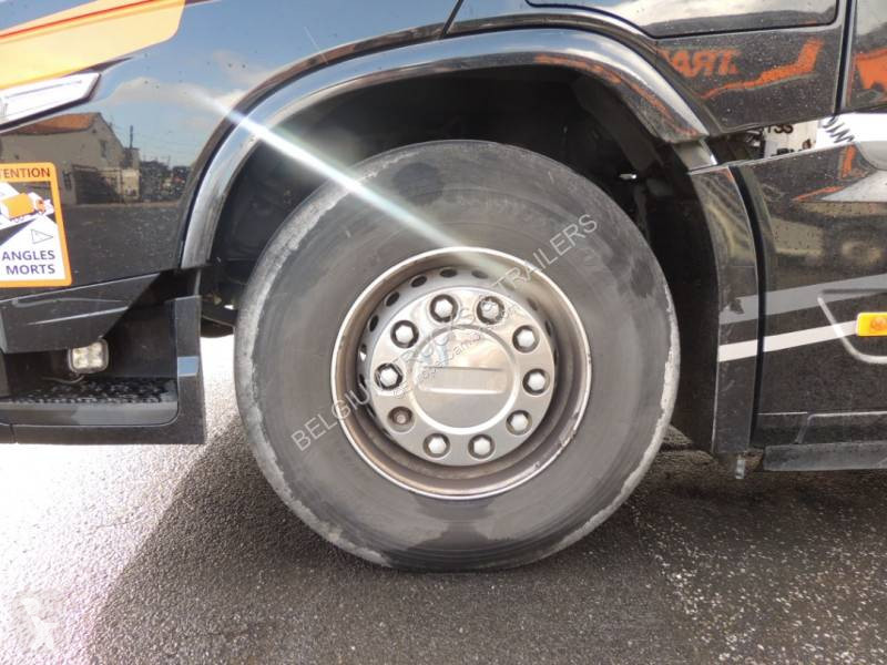 Cabeza tractora Volvo 500 Globetrotter XL