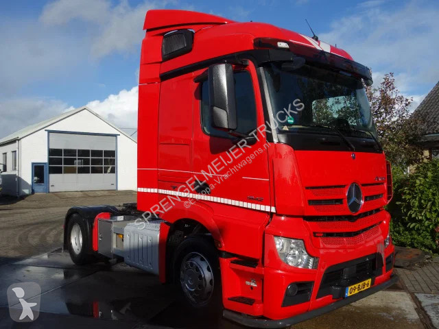 Mercedes 1942 tractor unit