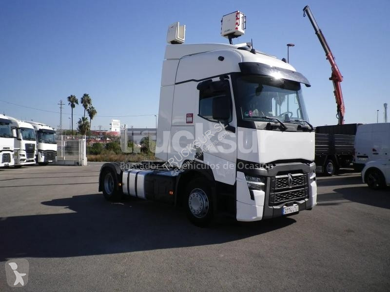 Renault T520 SLEEPER CAB EVO tractor unit