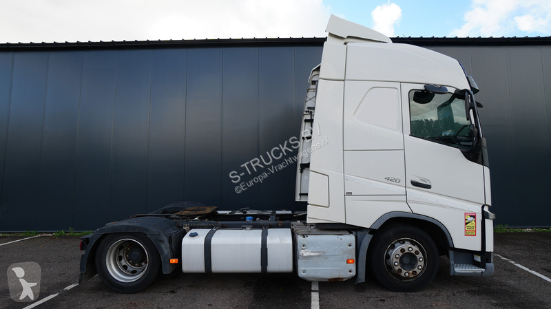 Volvo 420 Mega tractor unit tractor unit