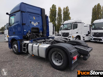 Mercedes tractor unit