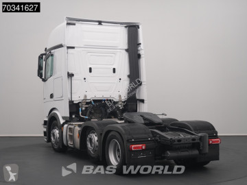 Mercedes tractor unit