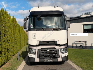 Renault T520 HIGH tractor unit