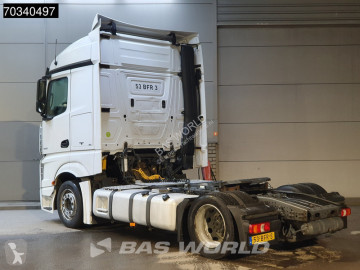 Mercedes tractor unit