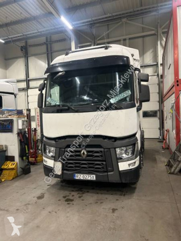 Renault tractor unit