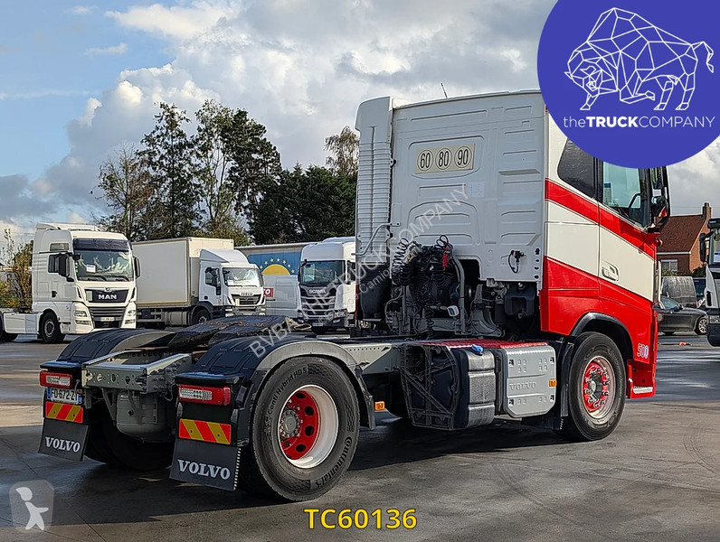 Traktor Volvo 500