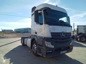 Mercedes Antos 1845 tractor unit