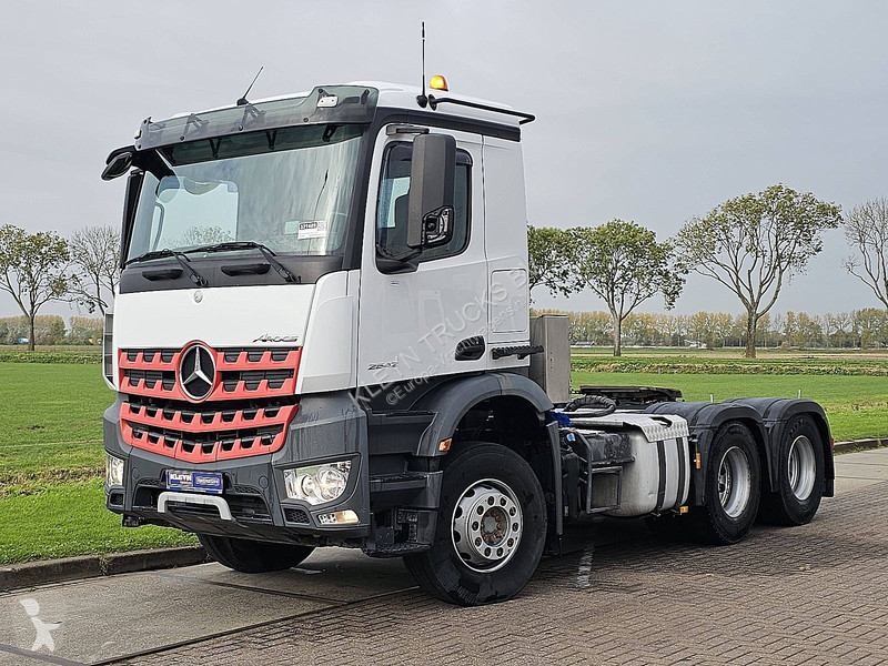 Tahač Mercedes AROCS 2642 6X4, OM471 13L...