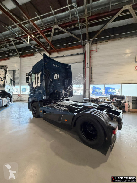 Renault  tractor unit