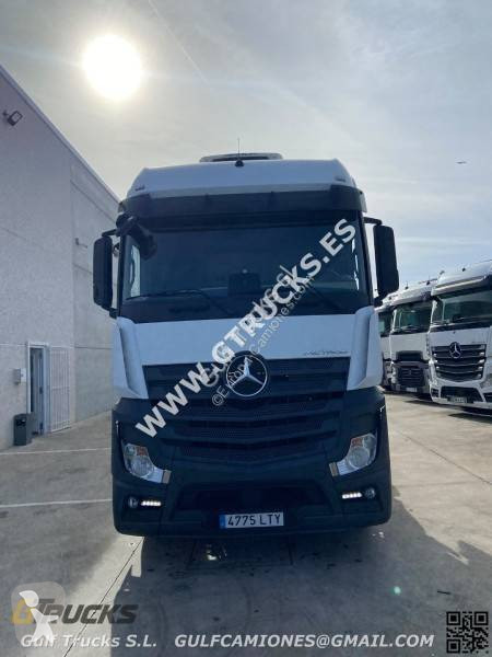 Traktor Mercedes 2551 LS
