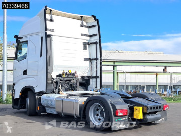 New Iveco tractor unit
