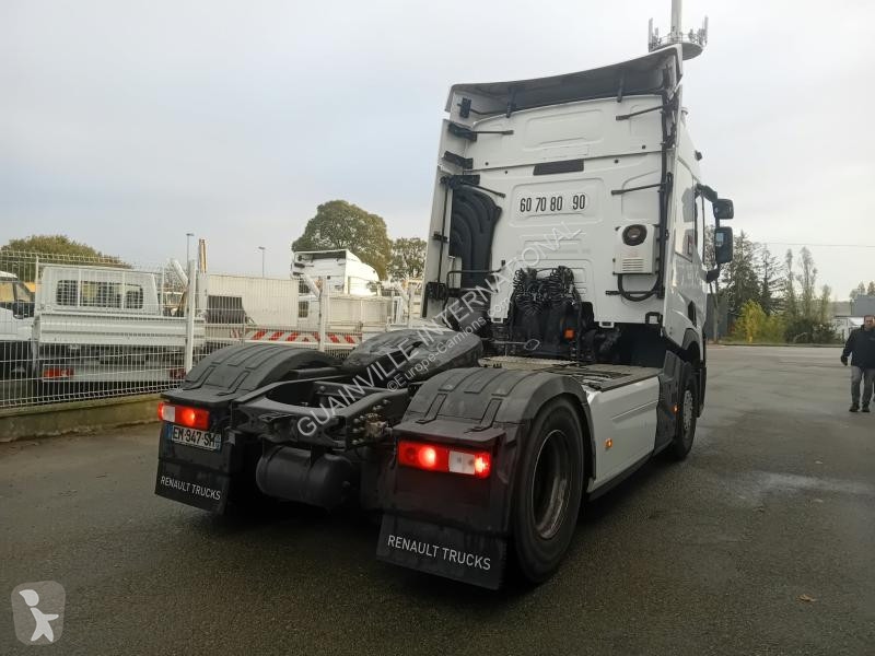 Traktor Renault 520 Gamme T