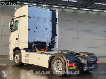 Mercedes tractor unit