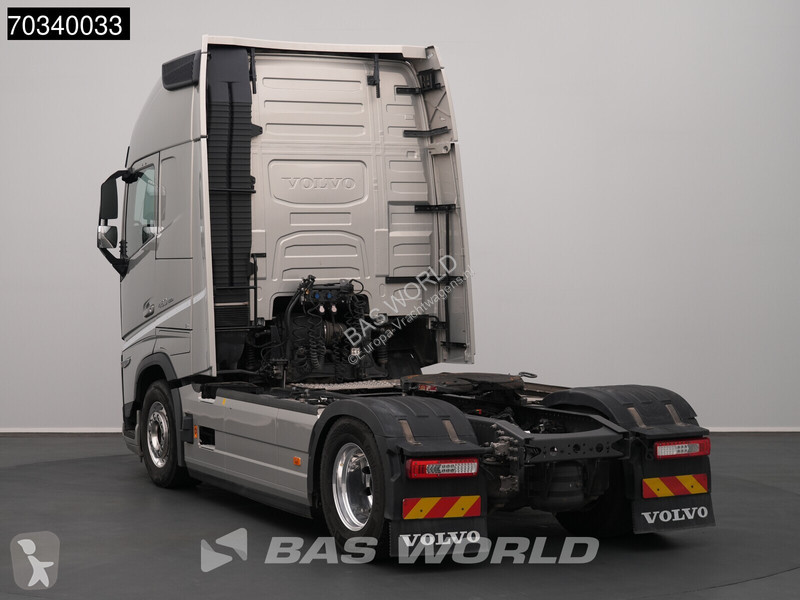 Traktor Volvo FH 460 4X2 XL APK 01-2028 2x...