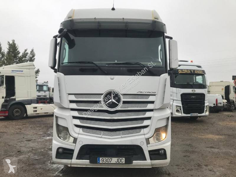 Mercedes 1845 LS tractor unit