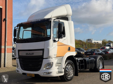 Traktor DAF