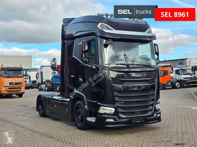 Traktor DAF + 530FT
