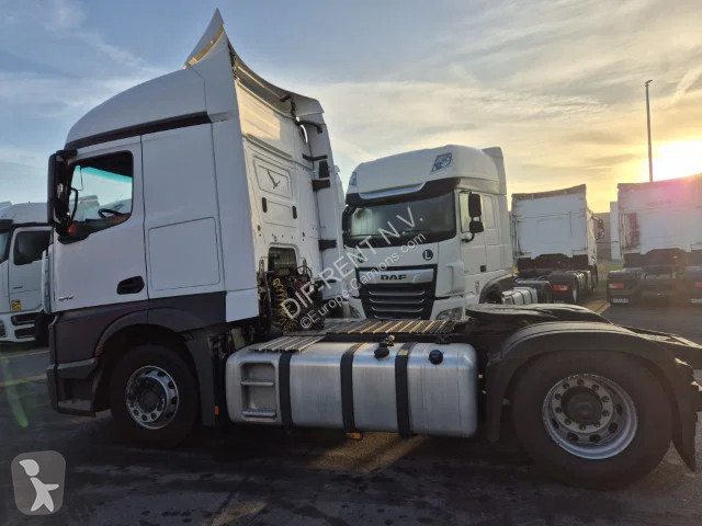 Traktor Mercedes F 1842