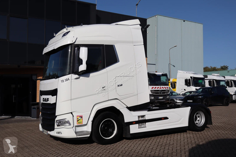 Traktor DAF * 530 *