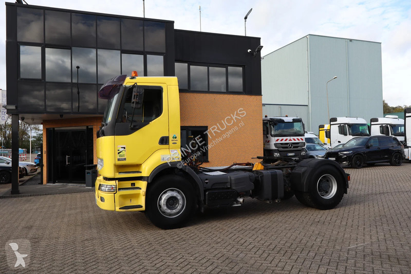 Traktor Renault * MANUAL * 4X2 * HYDRAULIC *