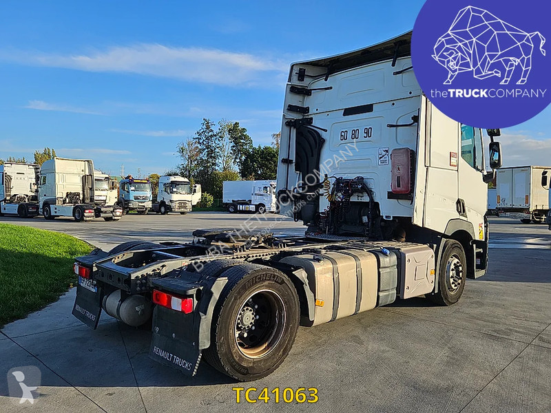 Traktor Renault T 440