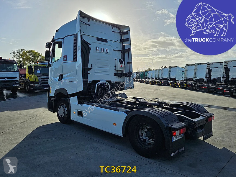 Traktor Renault T 520