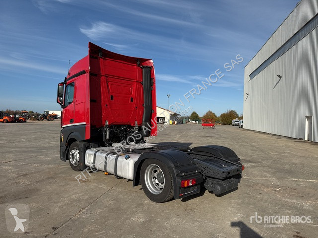 Traktor Mercedes L 1842