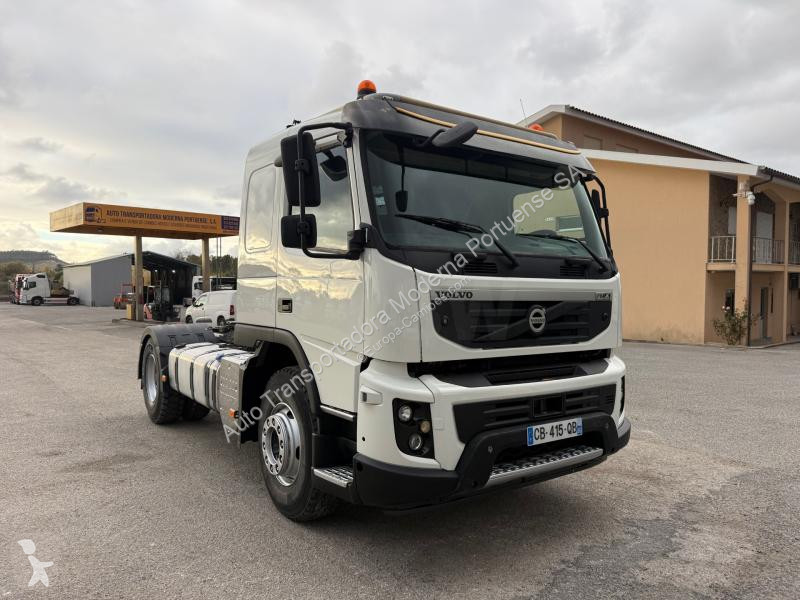 Tractor Volvo 500