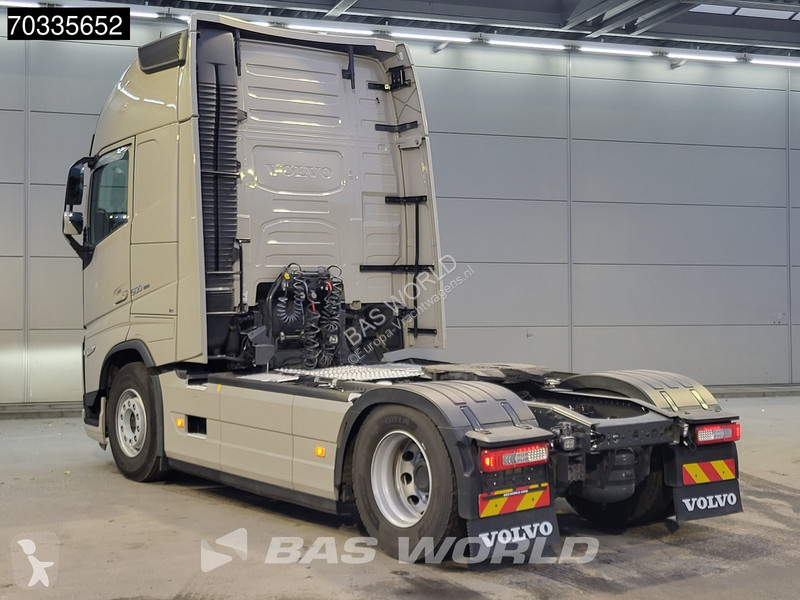 Cabeza tractora Volvo 500  4X2 XL Retarder 2x...