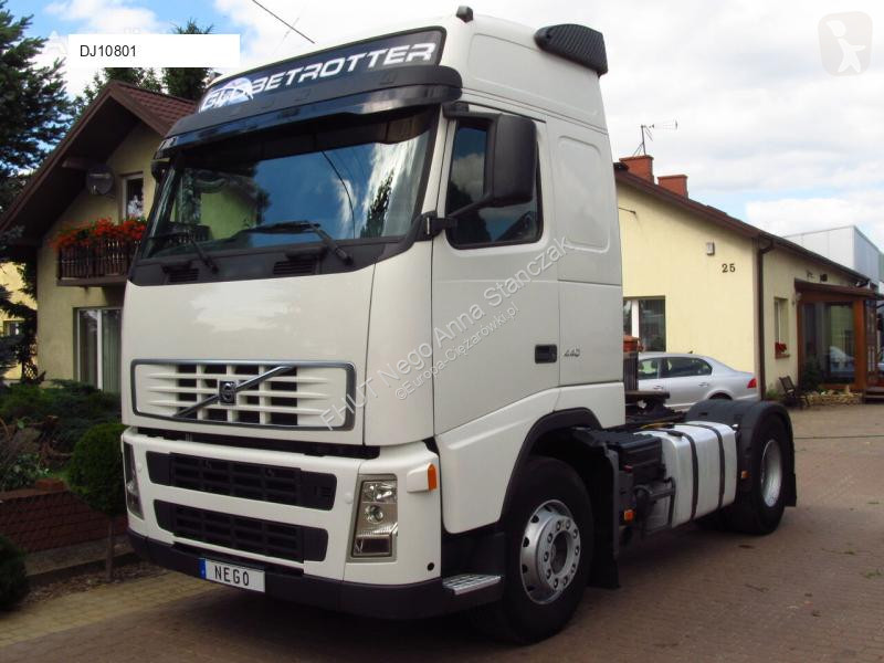 Traktor Volvo 440 Euro-3 Globetrotter 7B...