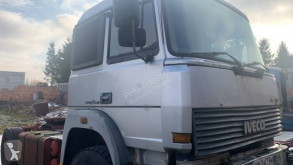 Ver as fotos Tractor Iveco Turbotech 190-32