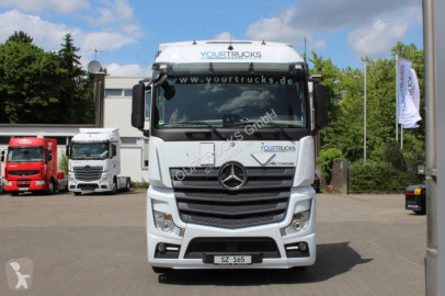 Cabeza tractora Mercedes