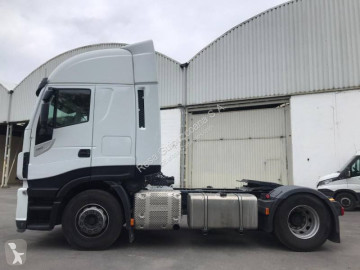 /31/2/7799995-cabeza_tractora-iveco-estandar_th.jpg